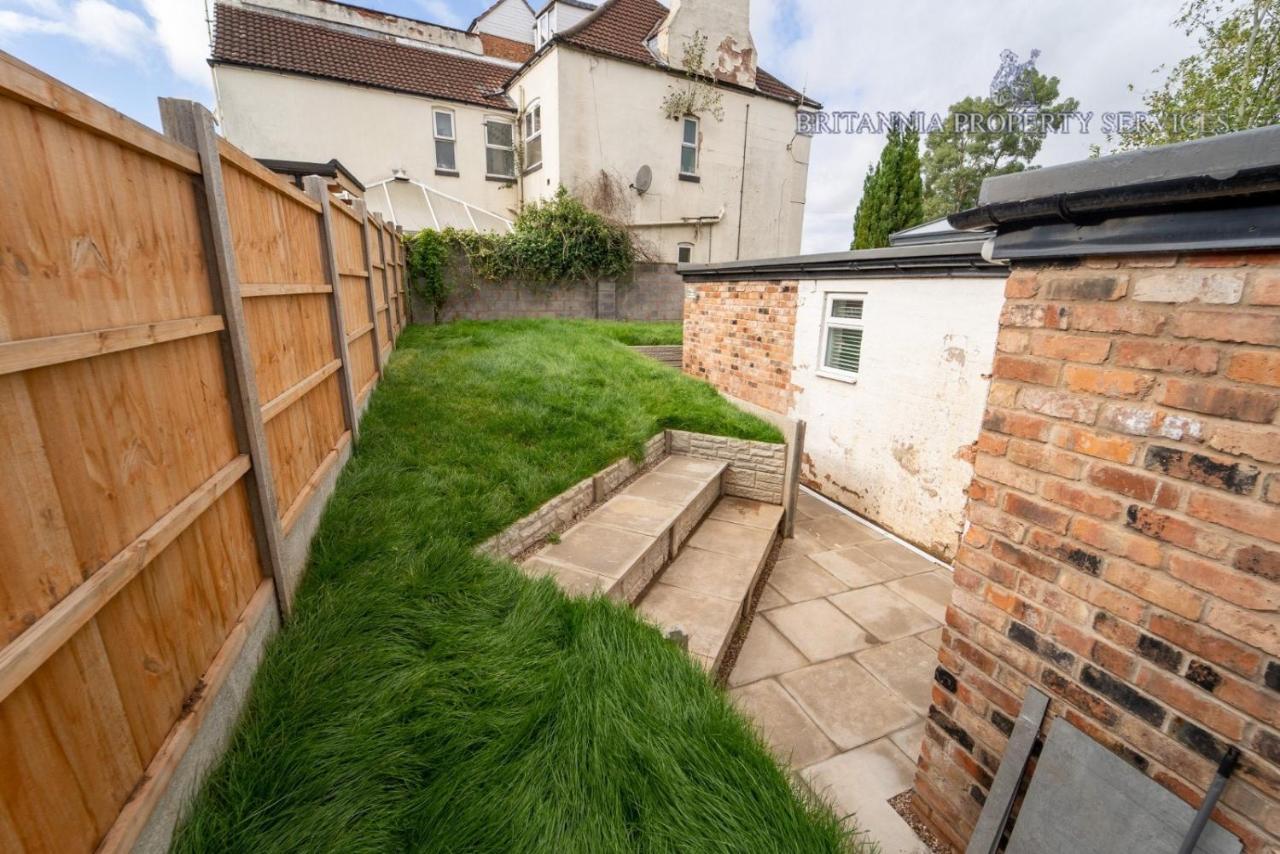 Free Parking Cosy Studios Close To City And Qe And Uob! 버밍엄 외부 사진