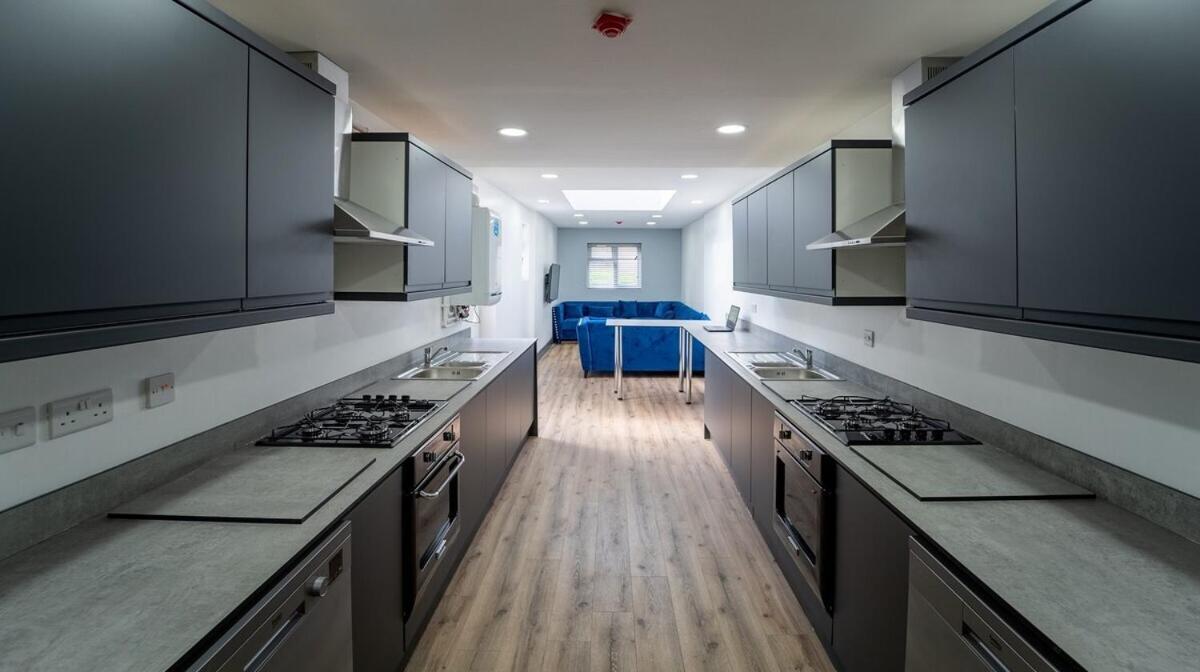 Free Parking Cosy Studios Close To City And Qe And Uob! 버밍엄 외부 사진