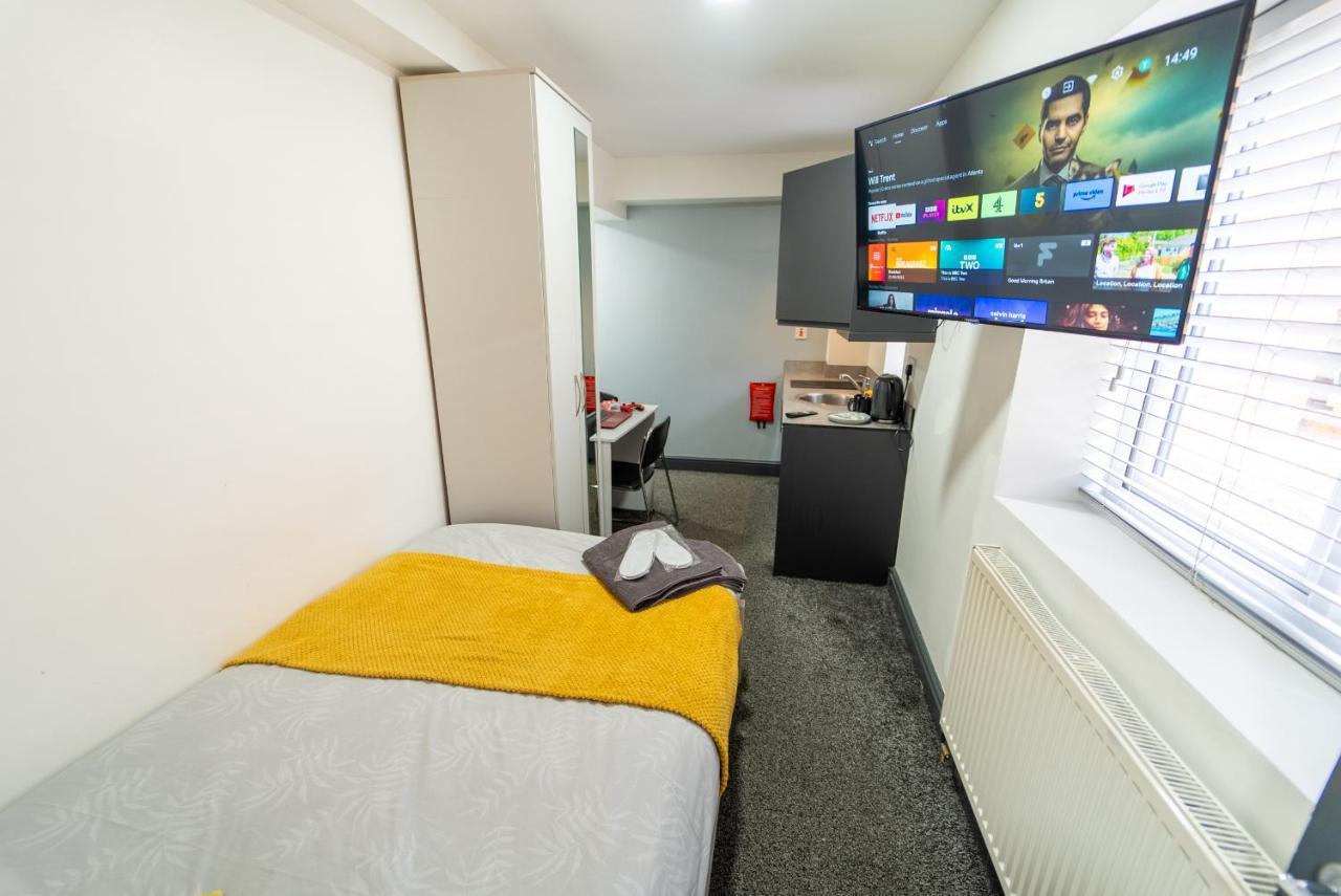 Free Parking Cosy Studios Close To City And Qe And Uob! 버밍엄 객실 사진