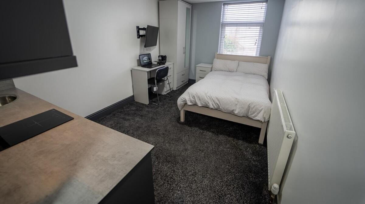 Free Parking Cosy Studios Close To City And Qe And Uob! 버밍엄 객실 사진