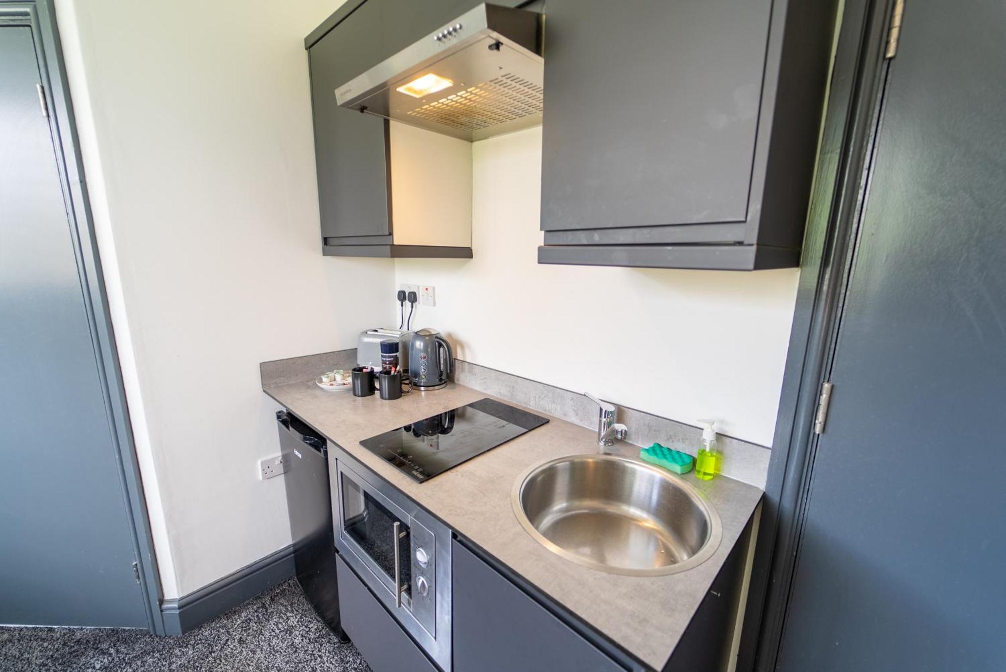 Free Parking Cosy Studios Close To City And Qe And Uob! 버밍엄 객실 사진