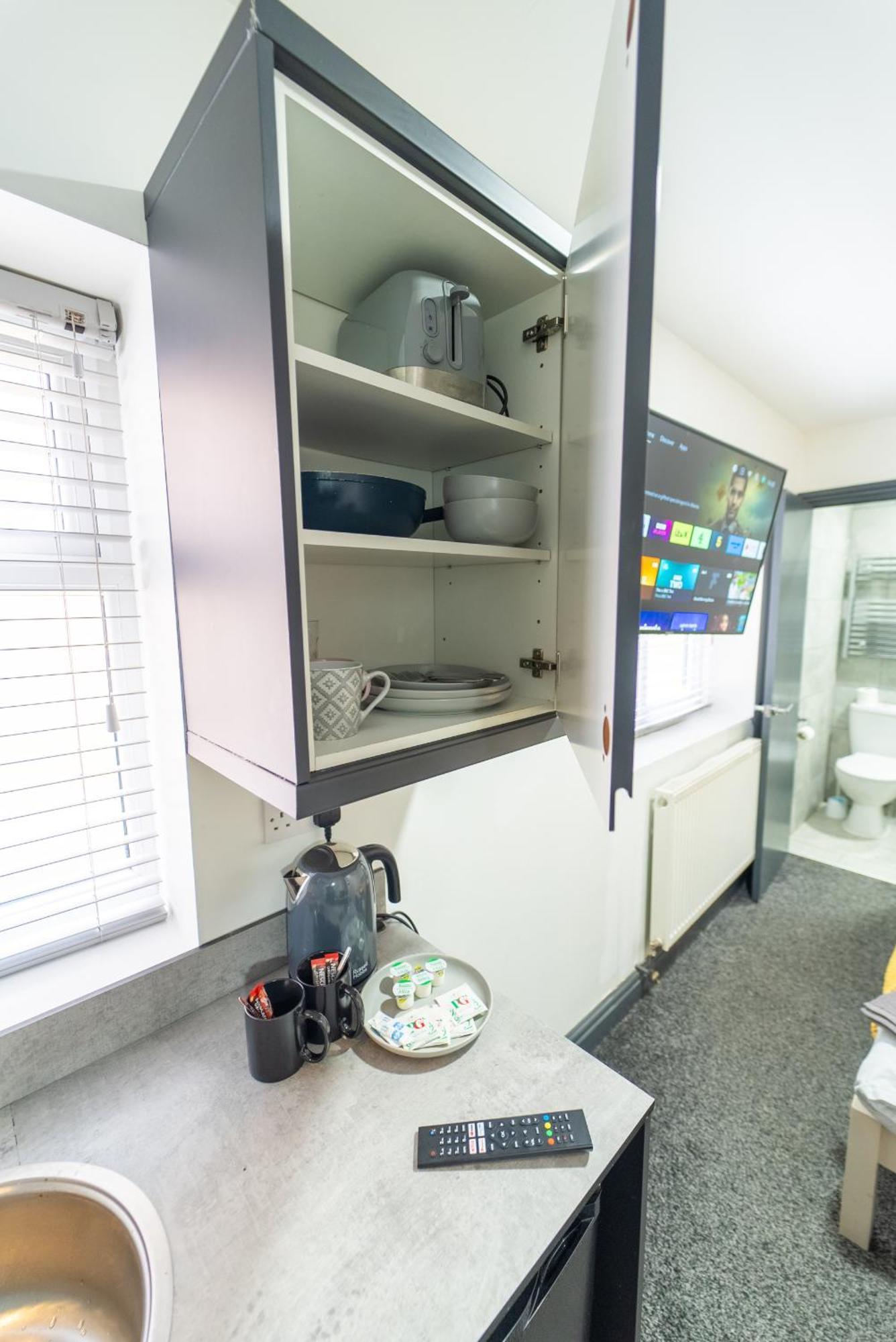 Free Parking Cosy Studios Close To City And Qe And Uob! 버밍엄 객실 사진