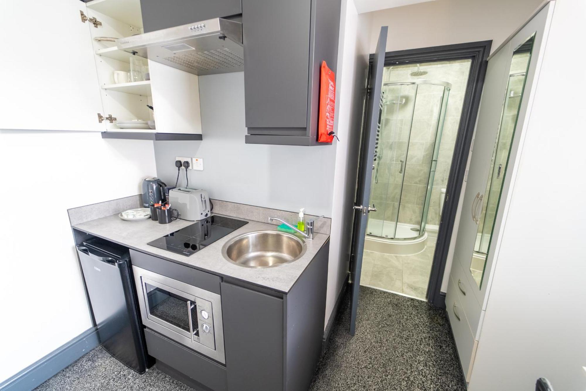 Free Parking Cosy Studios Close To City And Qe And Uob! 버밍엄 객실 사진